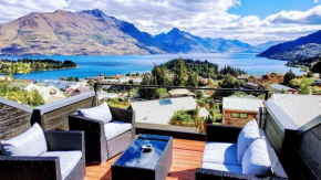 Stunning Home with Amazing Wakatipu Lake Views